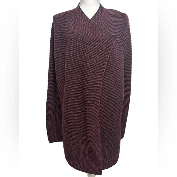 PUREJILL / Black & Maroon Cardigan Sweater / Medium / Preppy Goth Bohemian - Picture 4 of 13